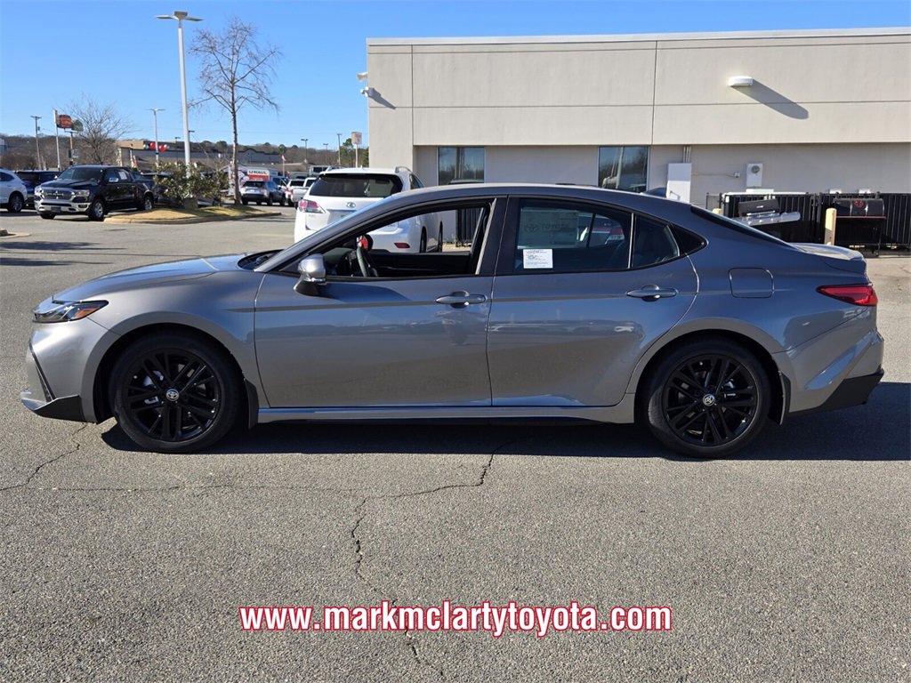 New 2026 Toyota Camry SE image 4