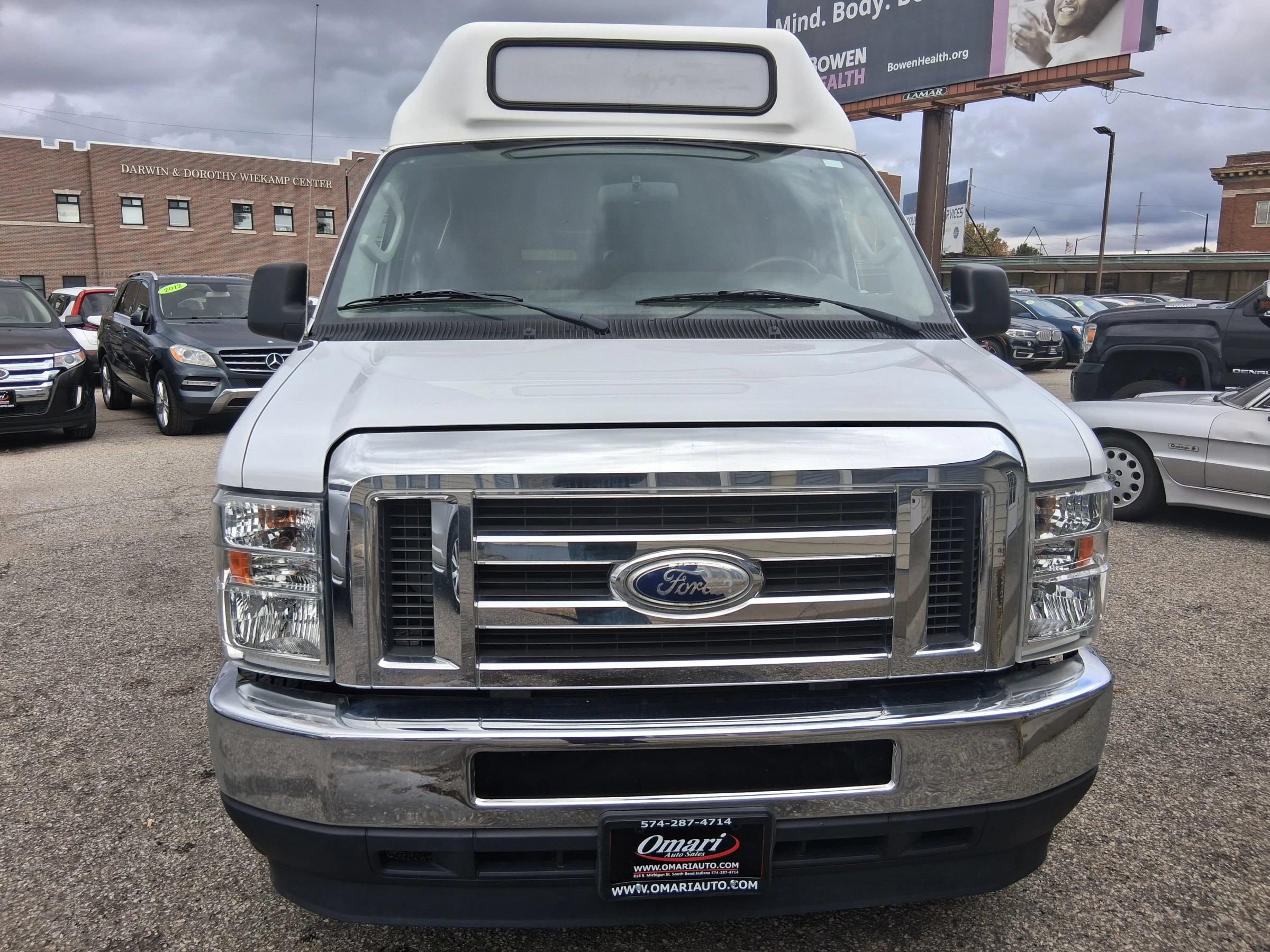 Used 2014 Ford E-250 and Econoline 250 Extended RWD image 8