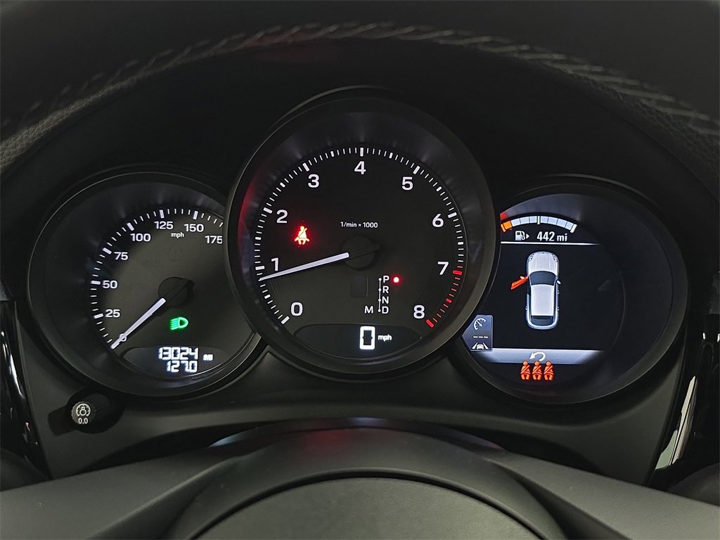 Used 2024 Porsche Macan image 15