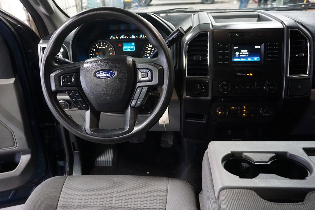 Used 2016 Ford F150 XLT image 9