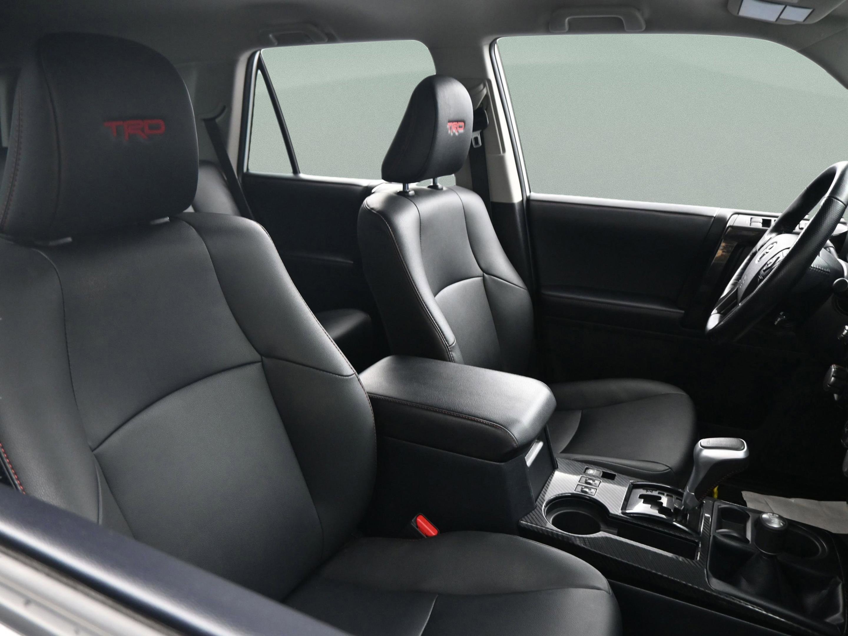 Certified 2024 Toyota 4Runner TRD Off-Road Premium image 38