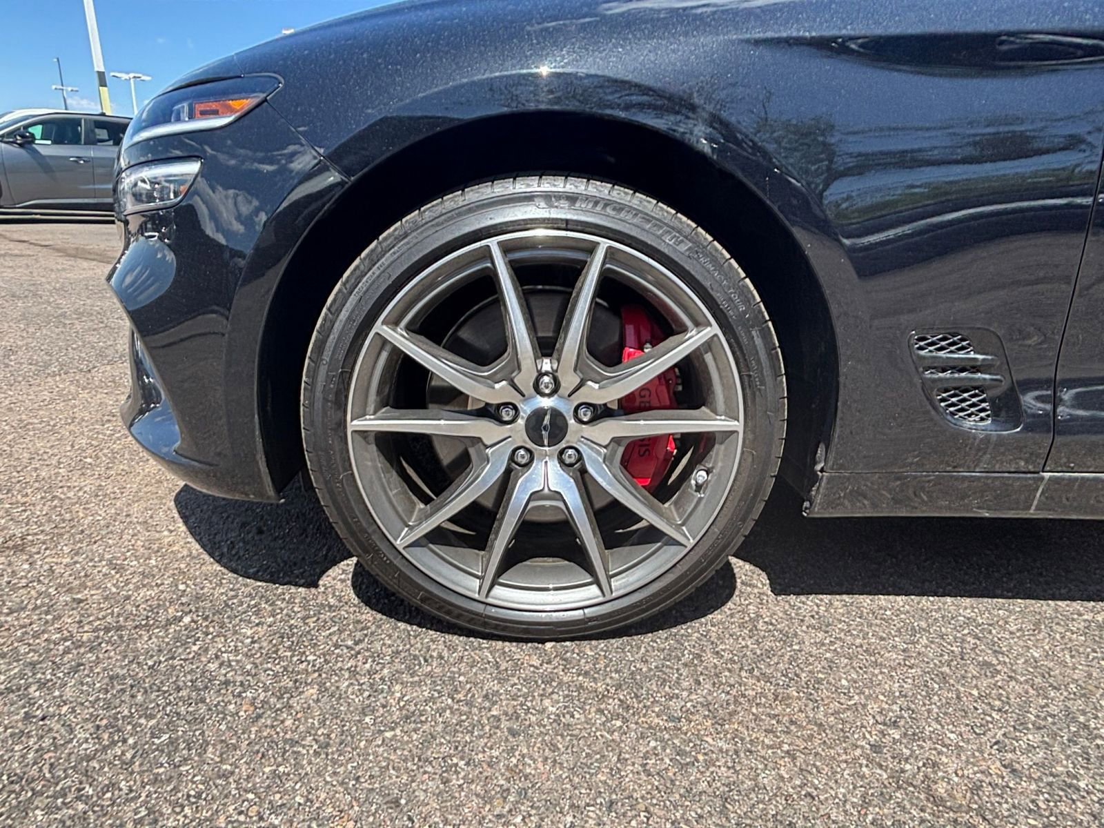 Used 2025 Genesis G70 2.5T AWD/4WD image 29