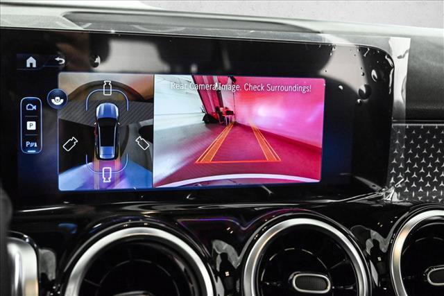 New 2026 Mercedes-Benz GLB 250 4MATIC image 15