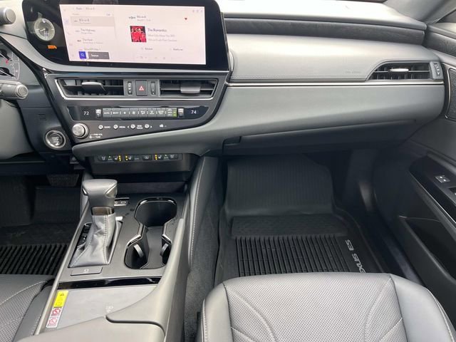 Certified 2024 Lexus ES 350 Ultra Luxury w/ Accessory Package (Z2) image 13