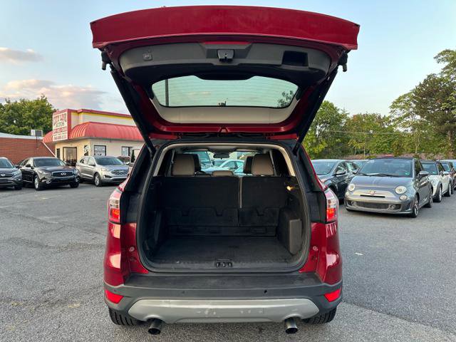 Used 2017 Ford Escape SE w/ SE Leather Comfort Package image 22
