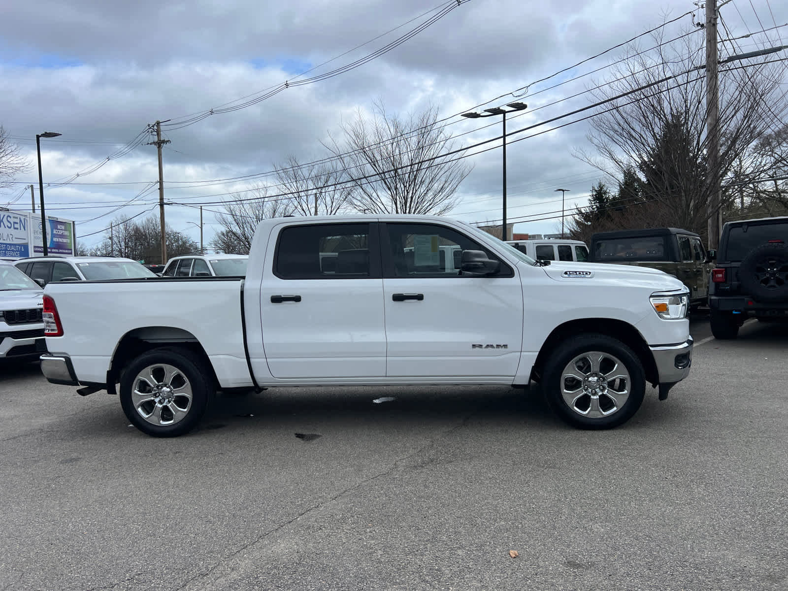 Used 2024 RAM 1500 Big Horn AWD/4WD image 7