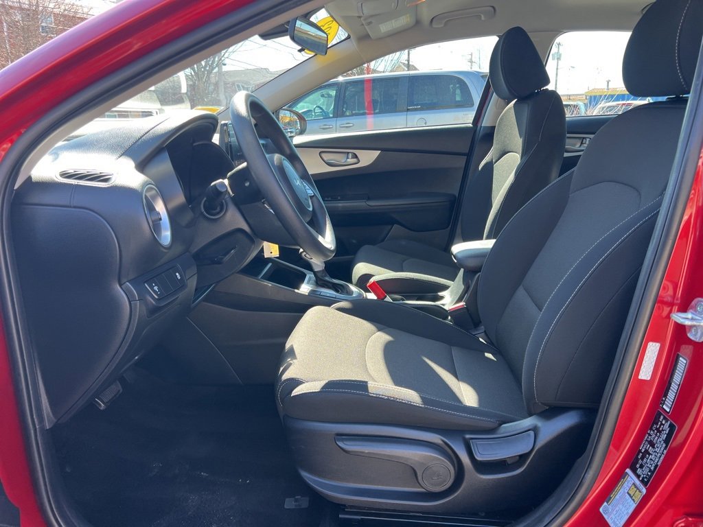 Certified 2023 Kia Forte LXS image 11
