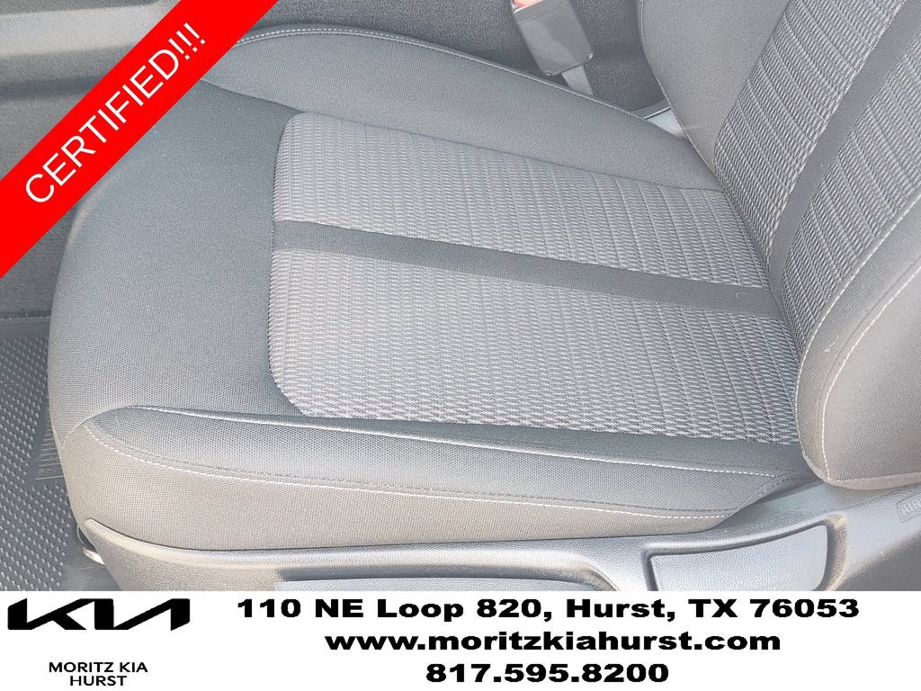 Certified 2026 Kia Sorento LX FWD image 23