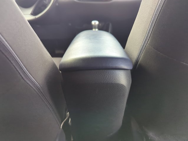 Used 2020 Toyota C-HR XLE FWD image 18