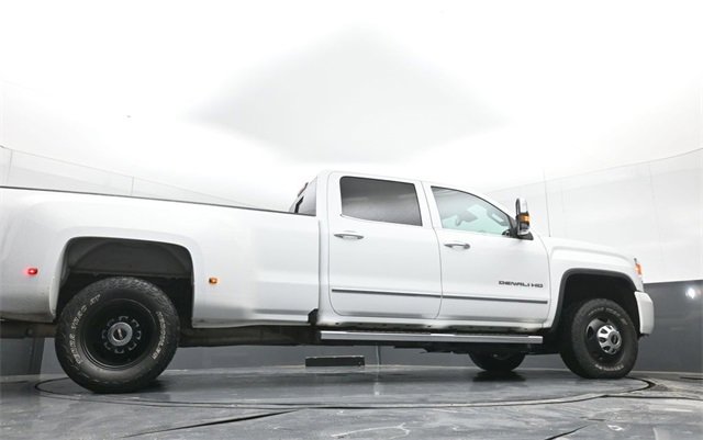 Used 2018 GMC Sierra 3500 Denali w/ Duramax Plus Package image 48