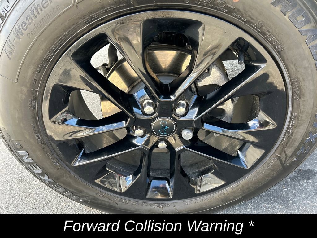 Used 2024 Jeep Wrangler Unlimited Sahara AWD/4WD image 10