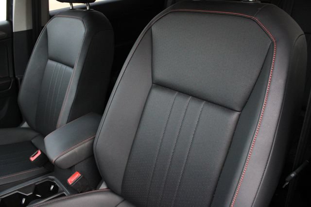 Used 2024 Volkswagen Tiguan Wolfsburg Edition w/ Panoramic Sunroof Package AWD/4WD image 6