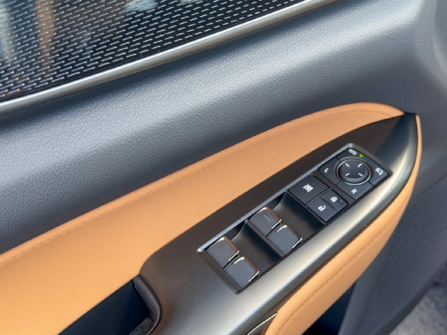 New 2026 Lexus NX 350h FWD image 13