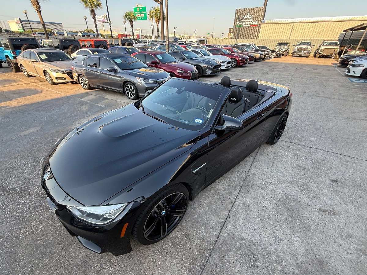 Used 2015 BMW M4 Convertible RWD image 32