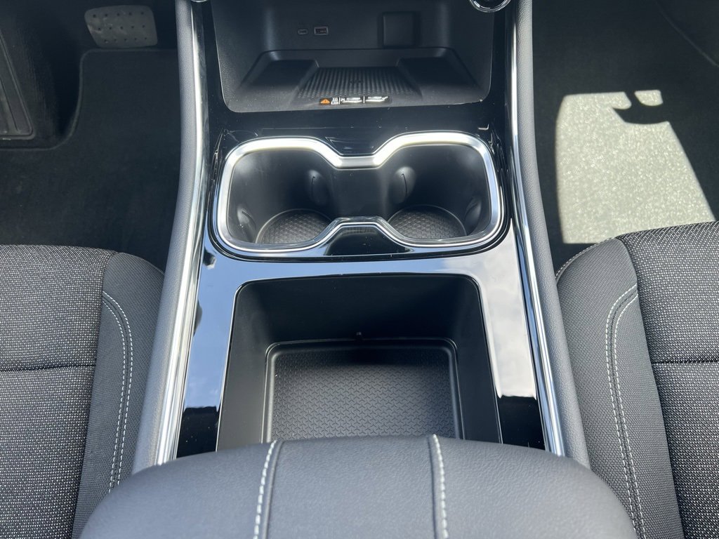 New 2025 Chevrolet Traverse LT image 25