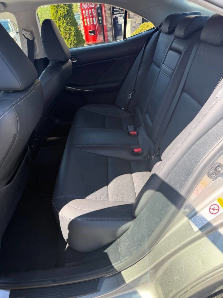 Used 2016 Lexus IS 300 AWD w/ Navigation System Package image 24