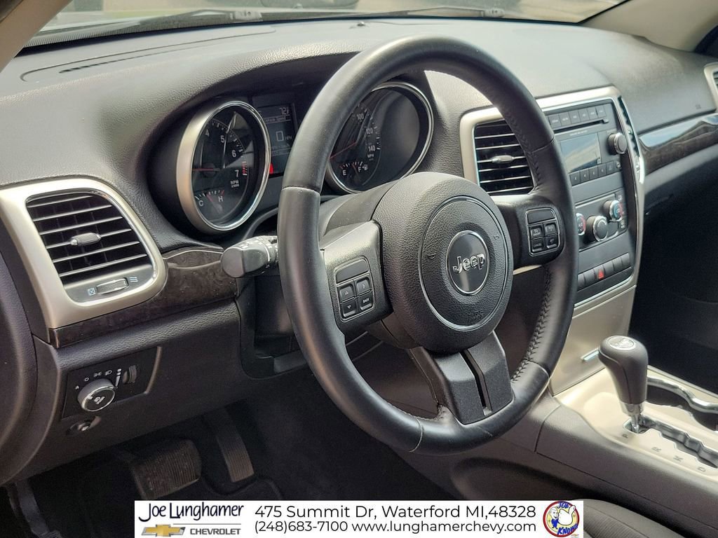 Used 2013 Jeep Grand Cherokee Laredo AWD/4WD image 11