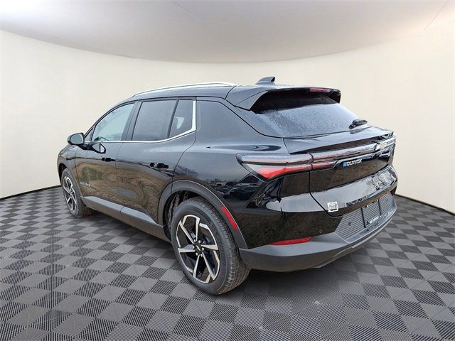 New 2026 Chevrolet Equinox EV LT image 3