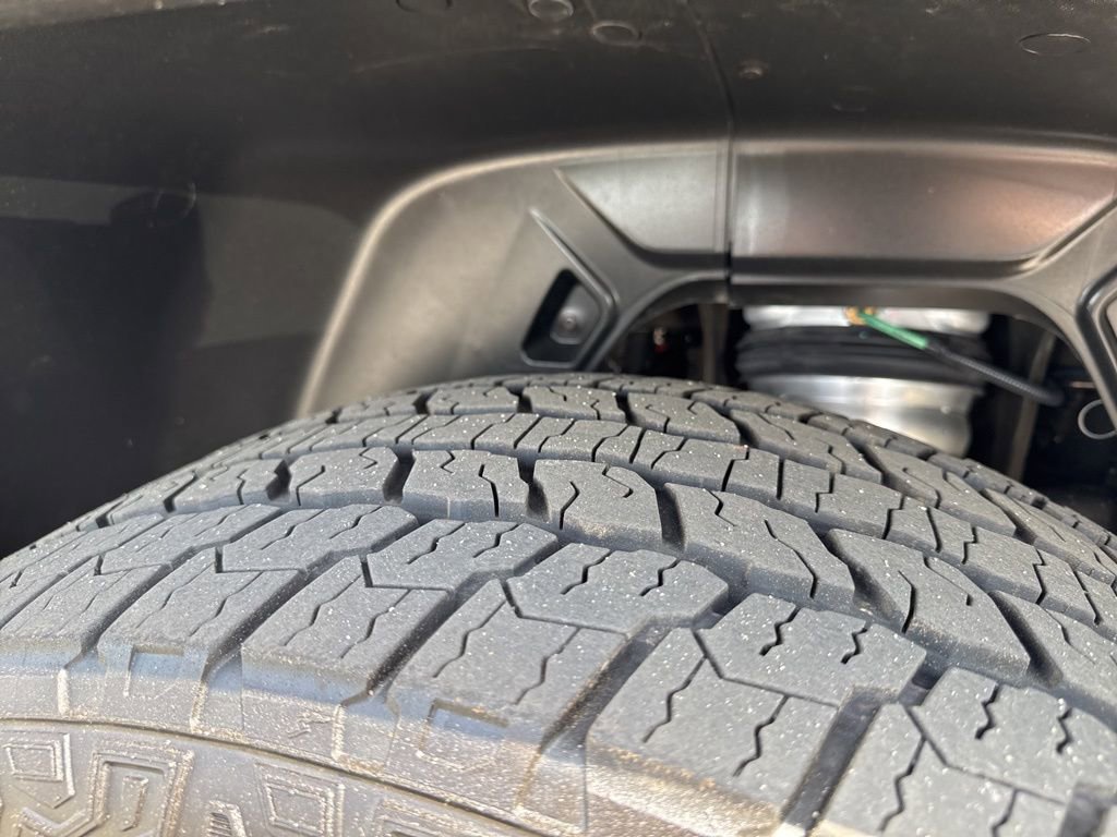 Used 2025 GMC Hummer EV 3X image 36