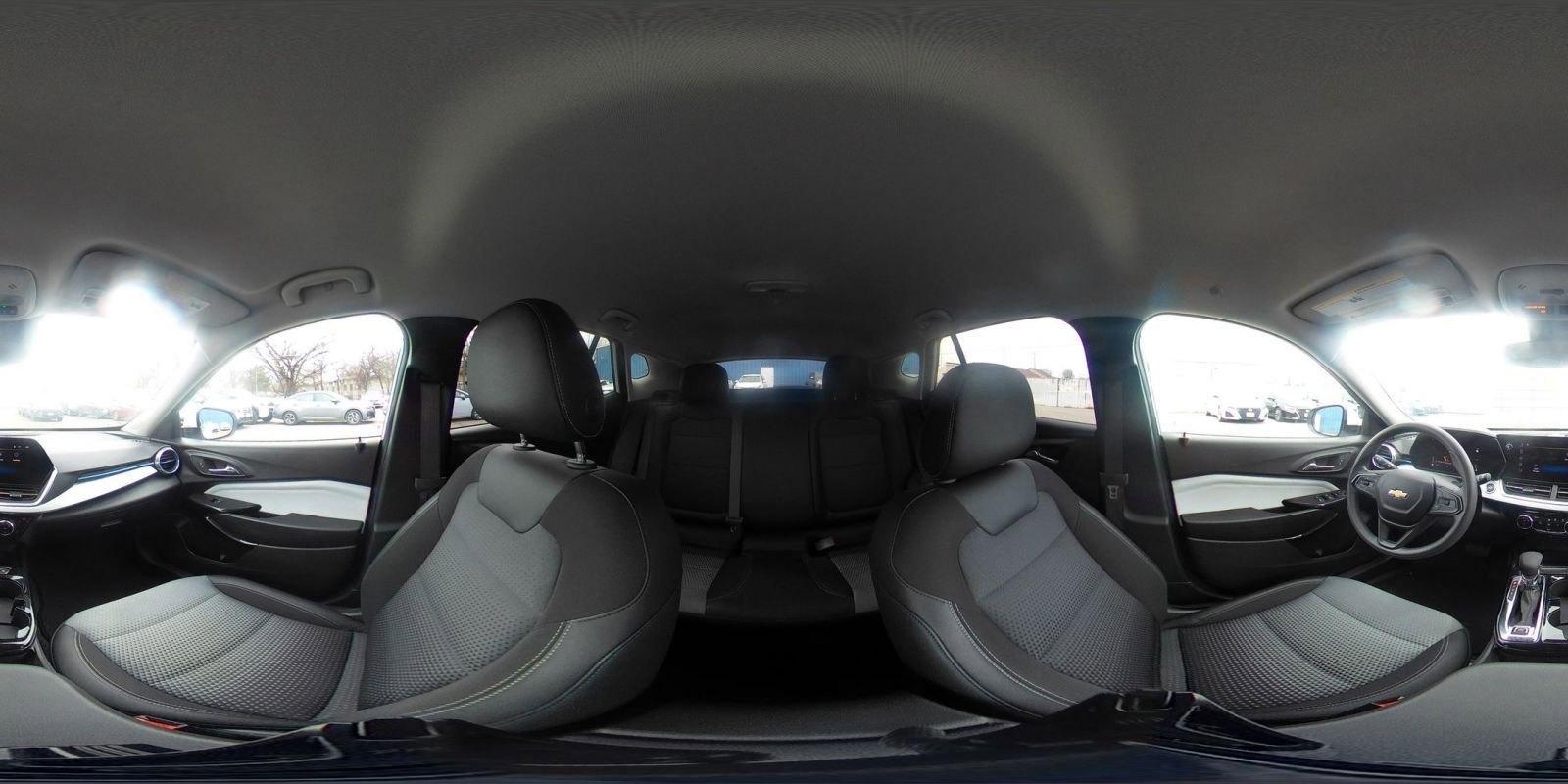 Used 2025 Chevrolet Trax LT image 41