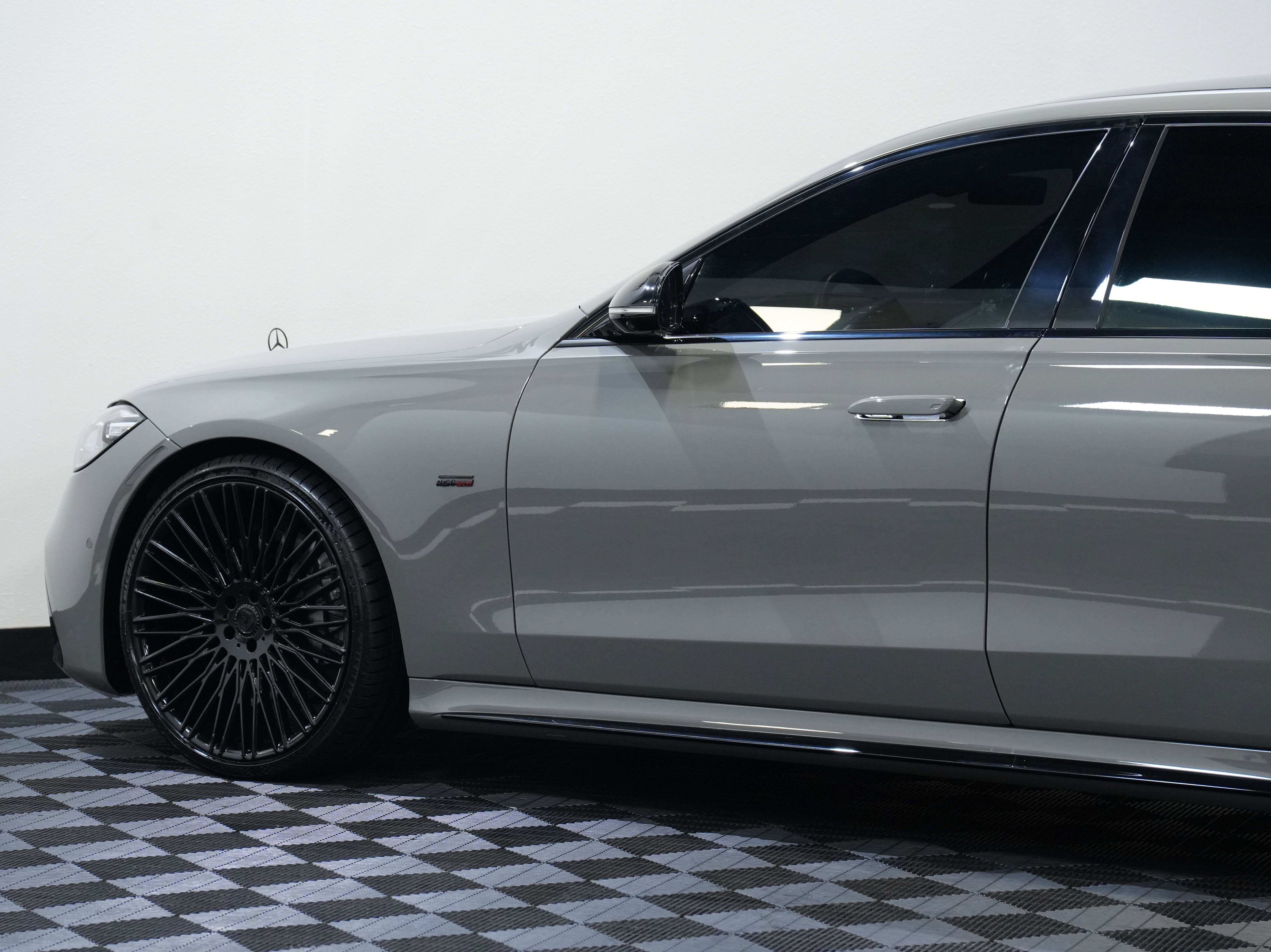 Used 2022 Mercedes-Benz S 580 4MATIC Sedan w/ AMG Line Package image 19