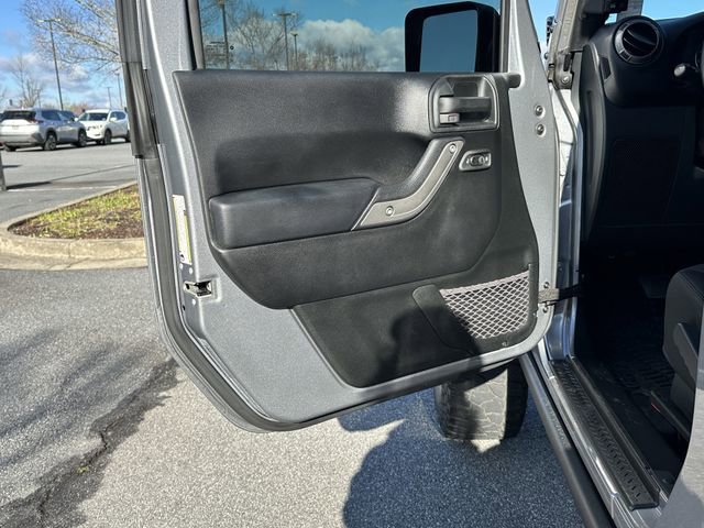 Used 2018 Jeep Wrangler Willys Wheeler image 11