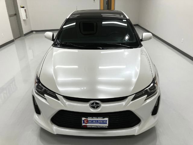 Used 2015 Scion tC image 5