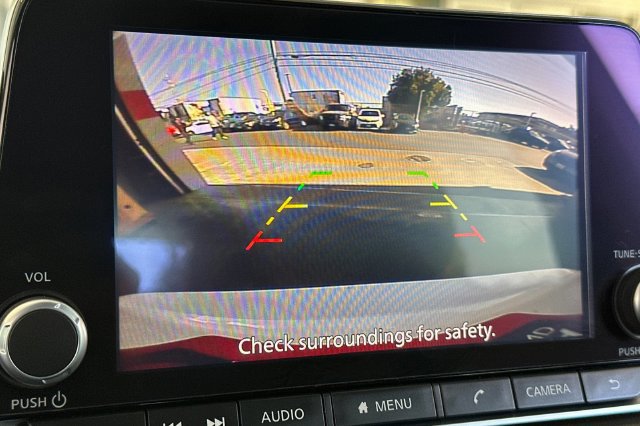 Used 2025 Nissan Rogue SV AWD/4WD image 22