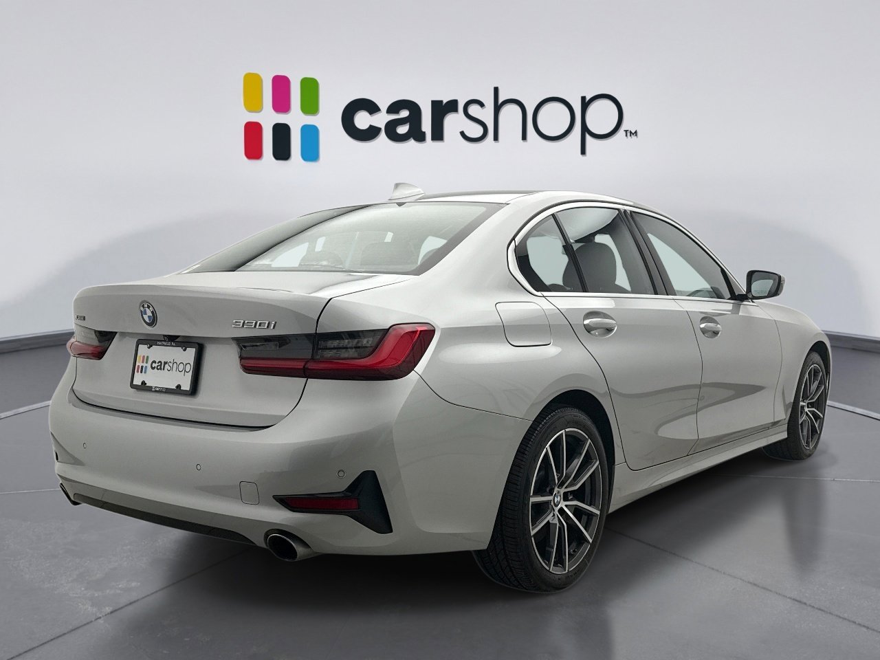 Used 2019 BMW 330i xDrive Sedan w/ Premium Package image 5