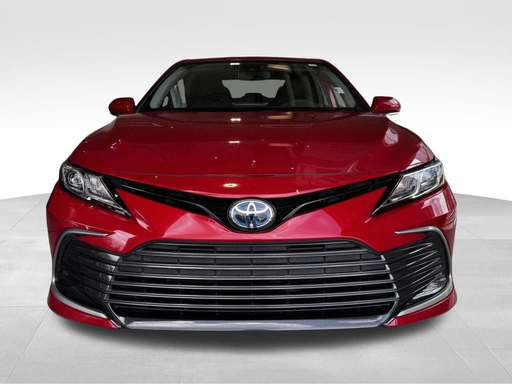 Used 2023 Toyota Camry LE w/ Audio Upgrade Package FWD image 2