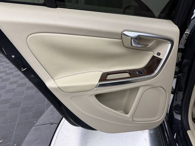 Used 2015 Volvo S60 T5 Platinum image 25