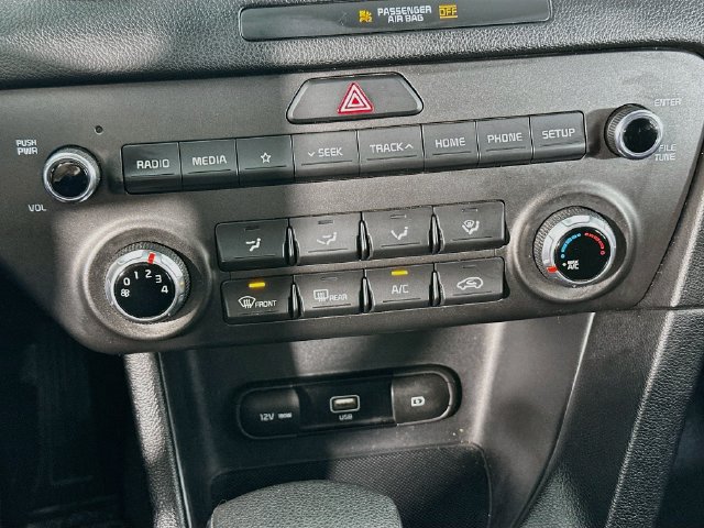 Used 2021 Kia Sportage LX FWD image 20