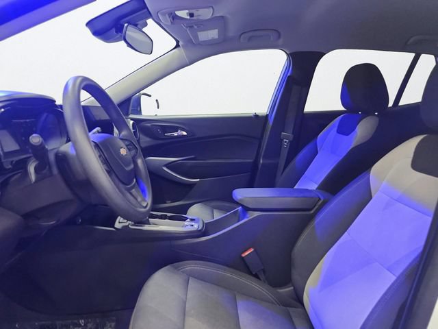 Used 2025 Chevrolet Trax LS FWD image 15
