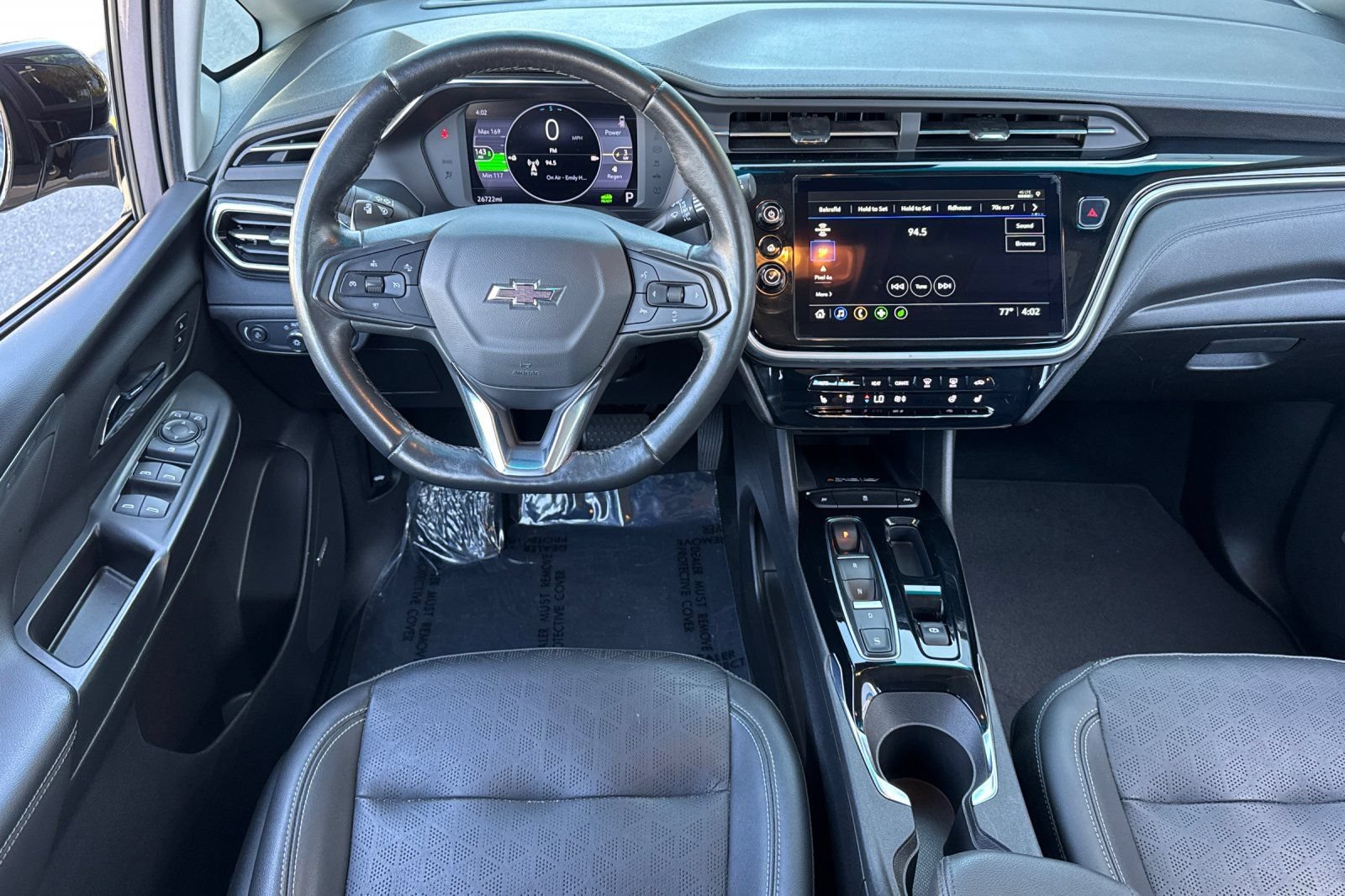 Used 2023 Chevrolet Bolt LT w/ Infotainment Package FWD image 17