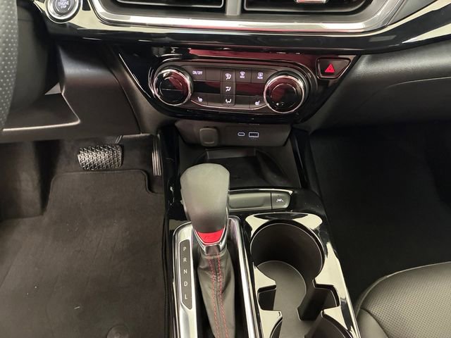 Certified 2025 Chevrolet Trax RS w/ Sunroof Package FWD image 21
