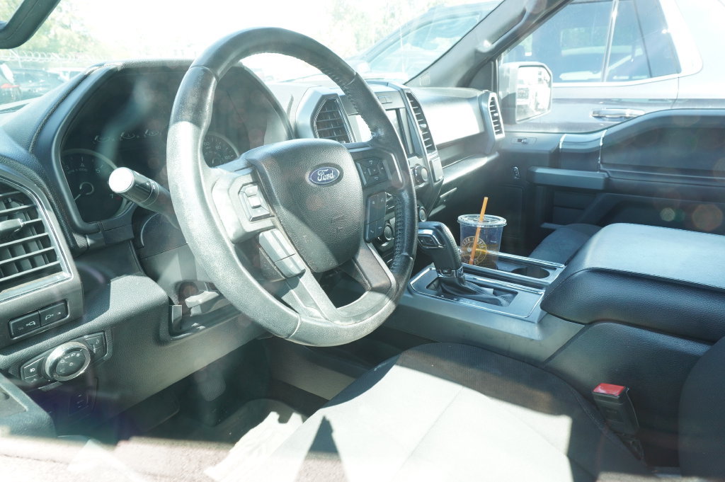 Used 2018 Ford F150 XLT w/ Equipment Group 302A Luxury AWD/4WD image 10