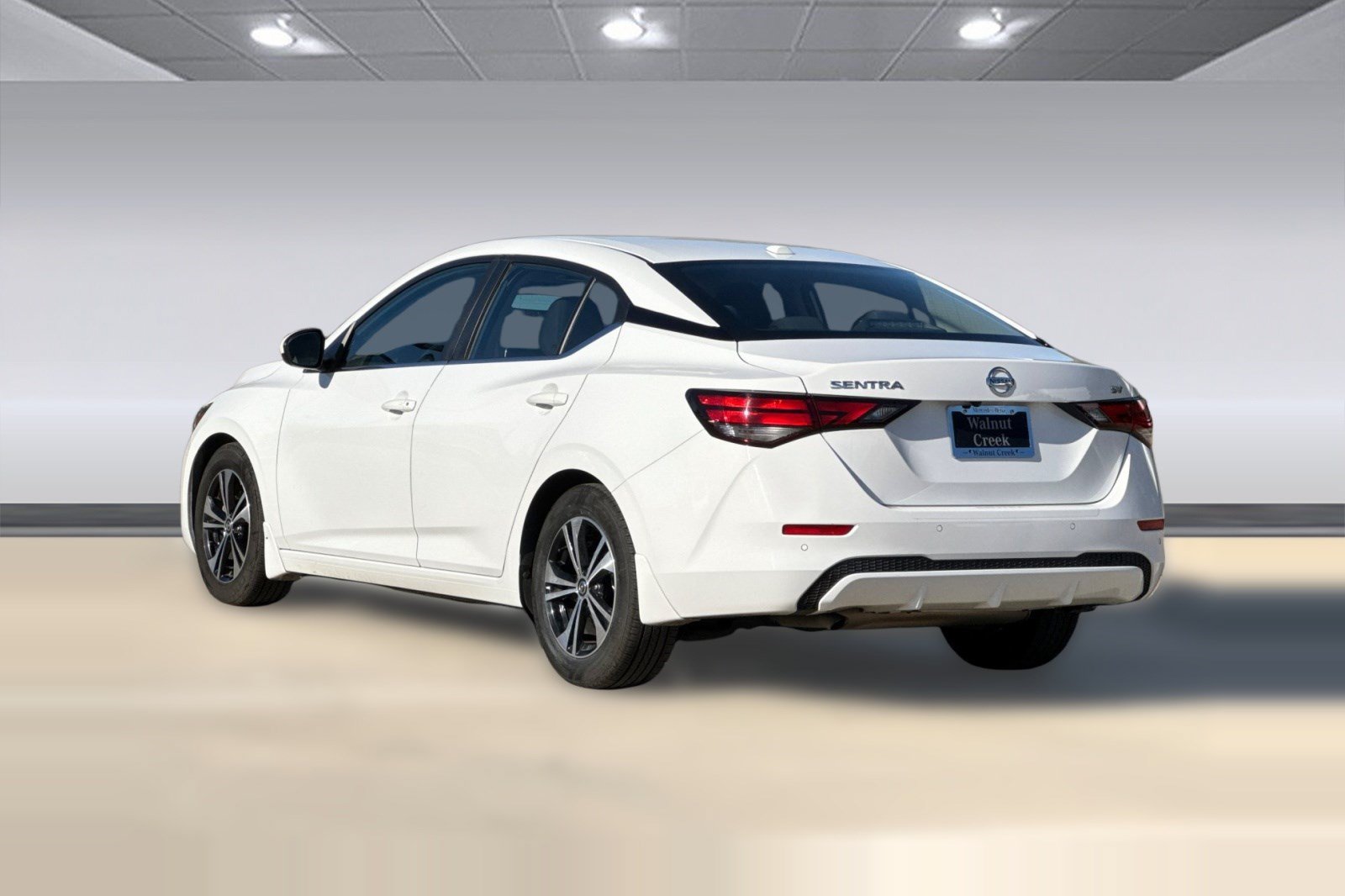 Used 2023 Nissan Sentra SV FWD image 3
