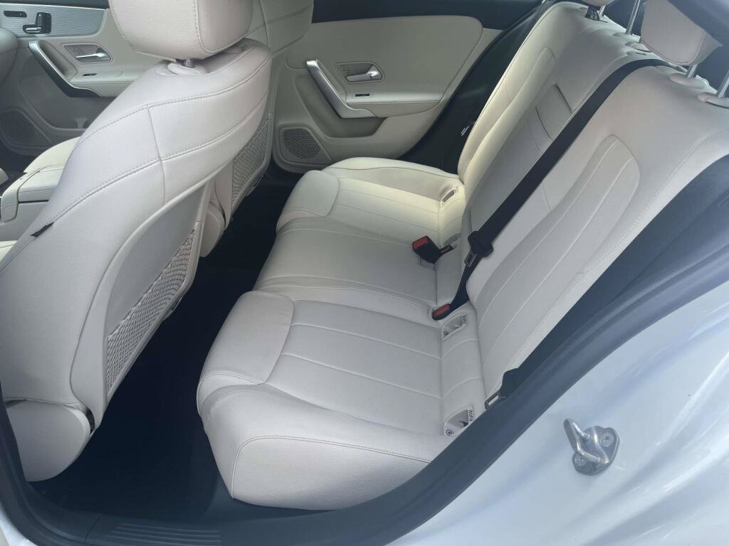 Certified 2020 Mercedes-Benz A 220 4MATIC image 17