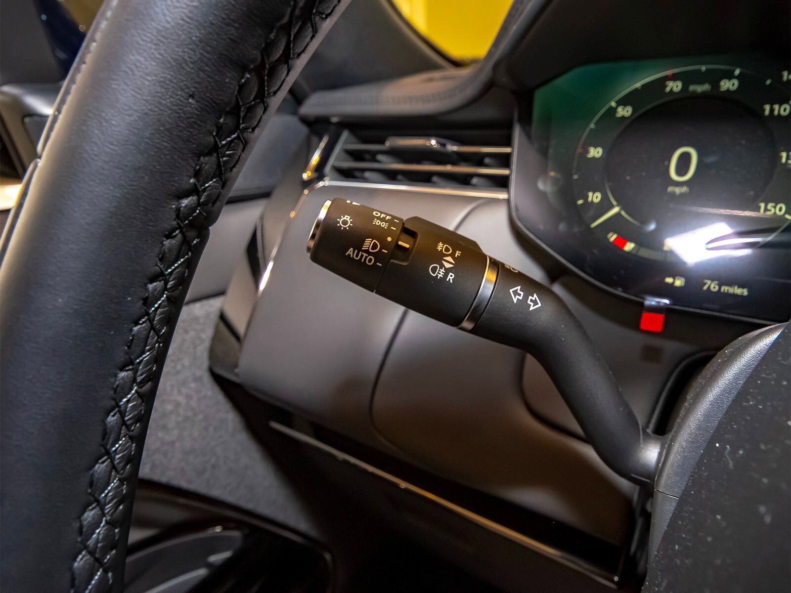 New 2025 Land Rover Range Rover Sport SE image 12