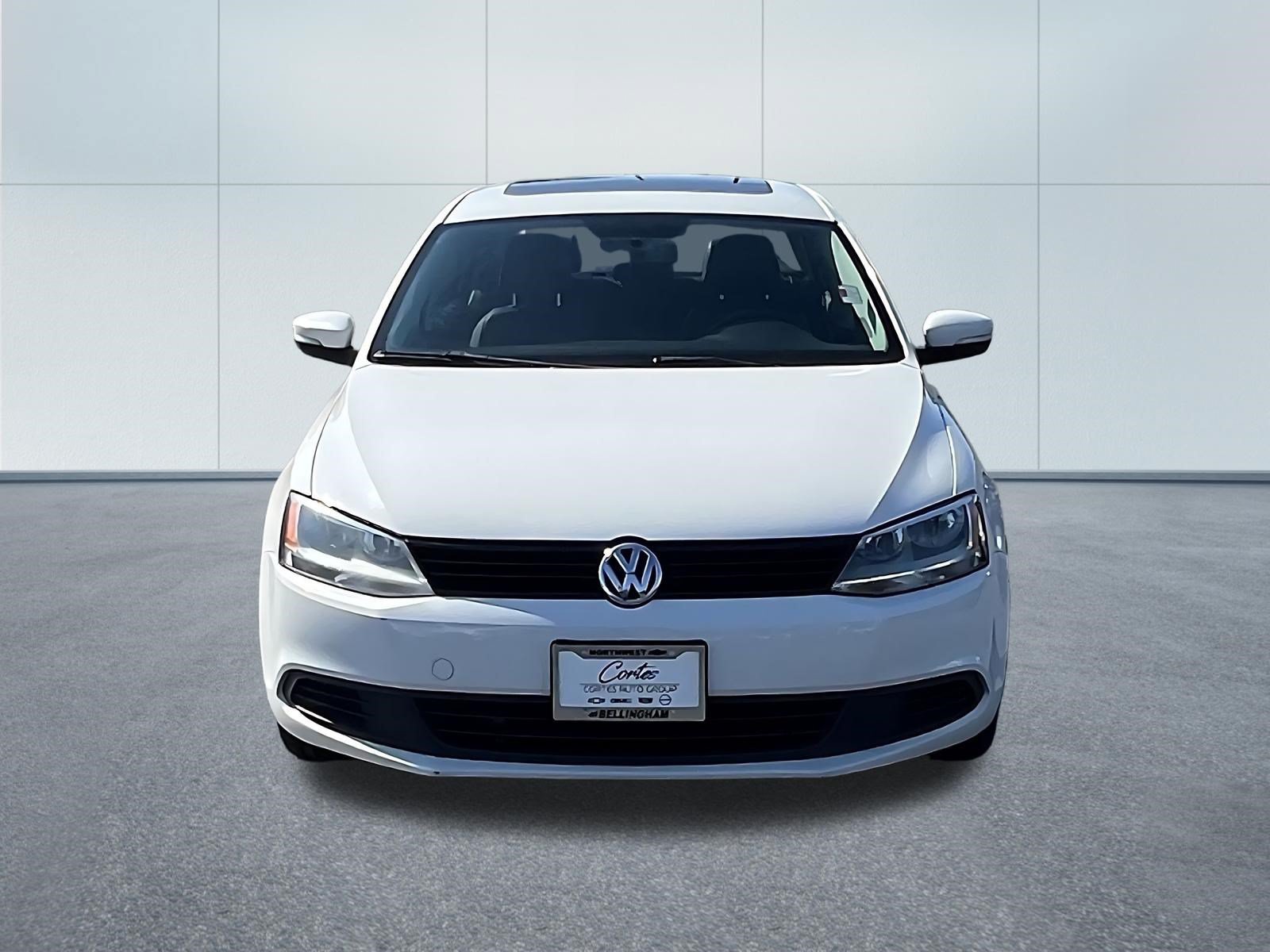 Used 2011 Volkswagen Jetta TDI FWD image 2