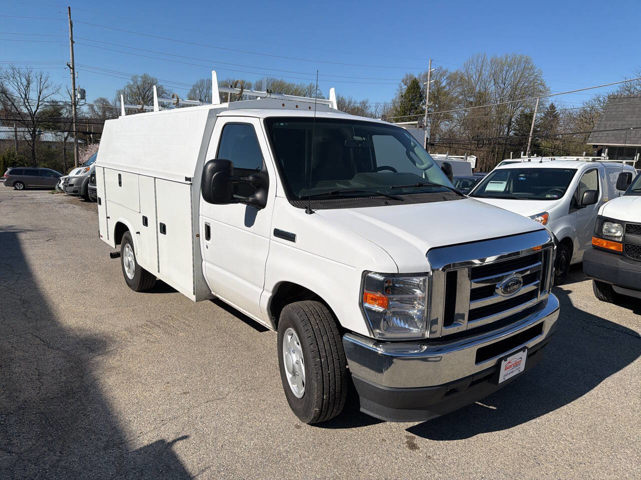 Used 2022 Ford E-350 and Econoline 350 Super Duty w/ Power Windows & Locks Group RWD image 27