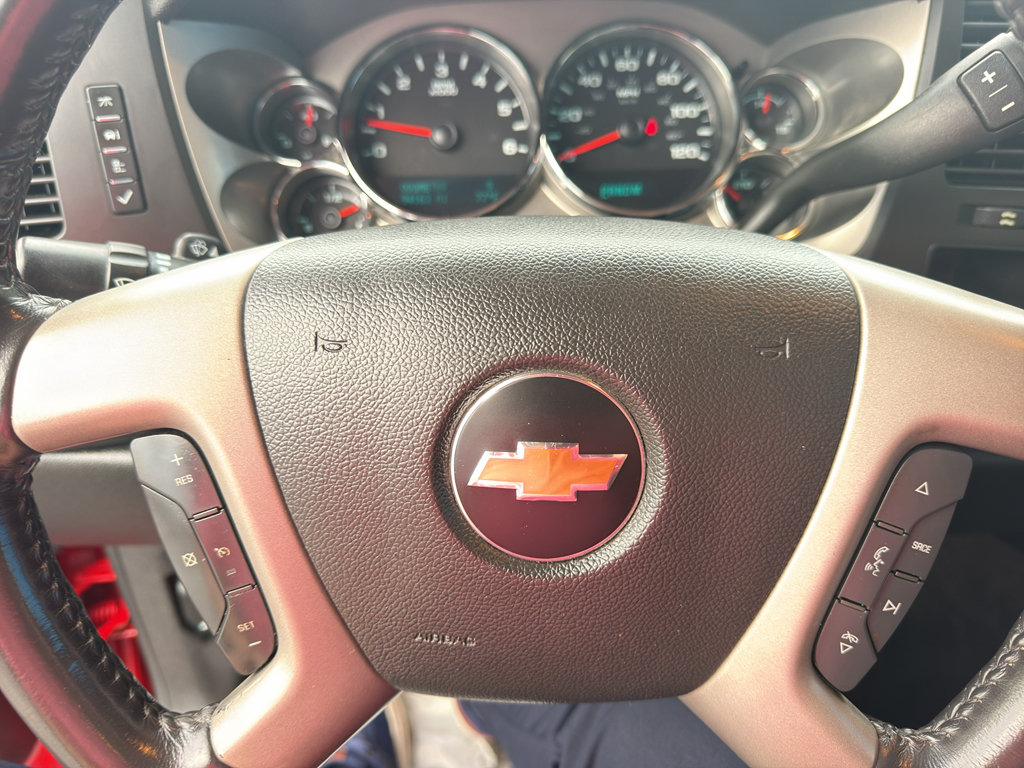 Used 2011 Chevrolet Silverado 1500 LT w/ Interior Plus Package RWD image 17