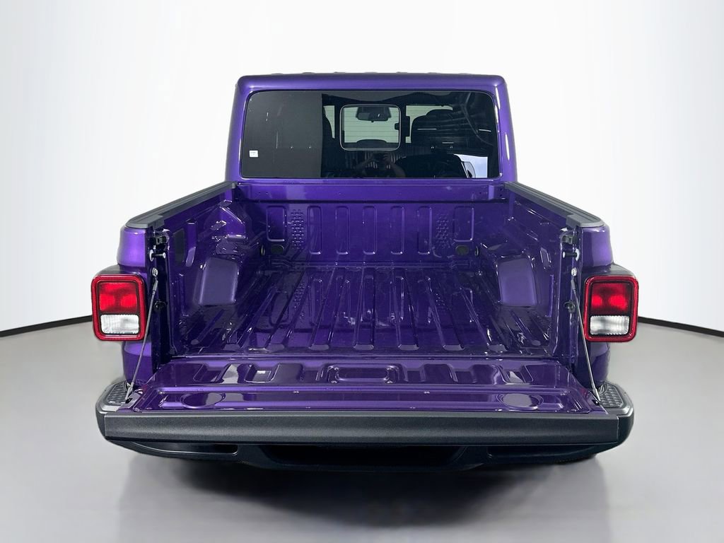 New 2026 Jeep Gladiator Sport AWD/4WD image 16