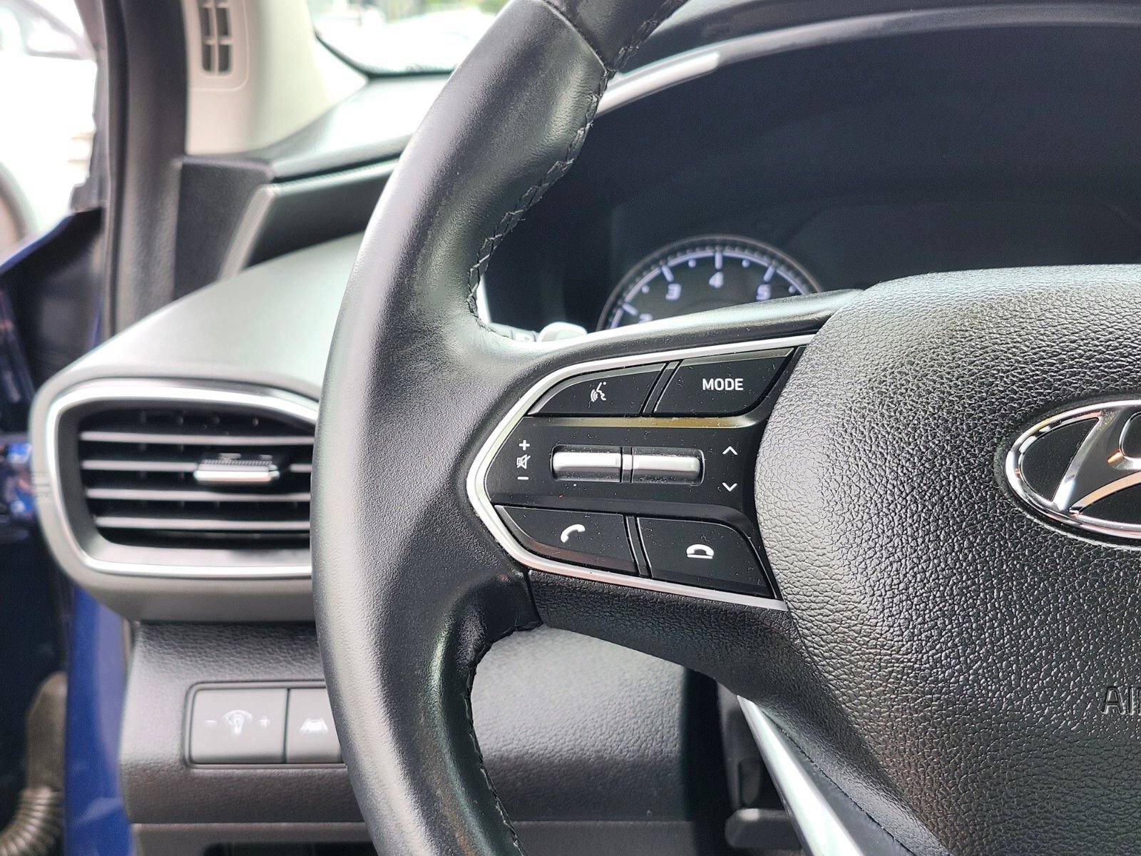 Certified 2023 Hyundai Santa Fe SEL AWD/4WD image 28