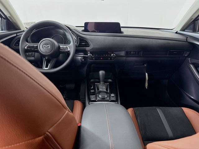 New 2025 MAZDA CX-30 Carbon image 22