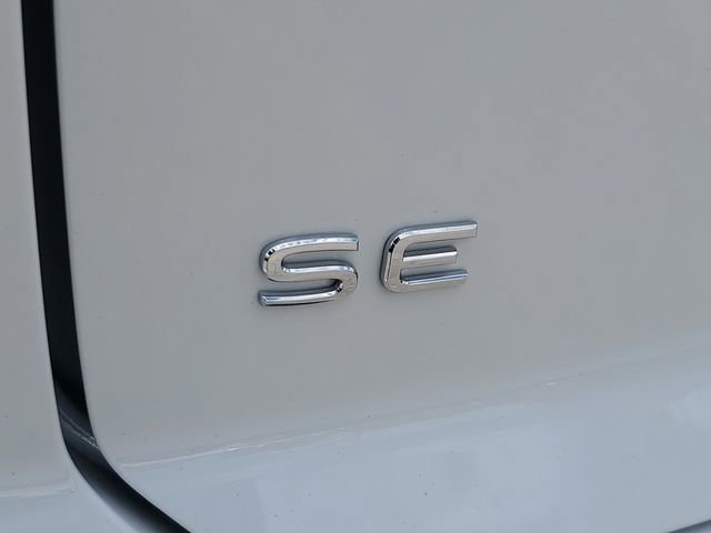 Certified 2025 Volkswagen Atlas Cross Sport SE FWD image 7