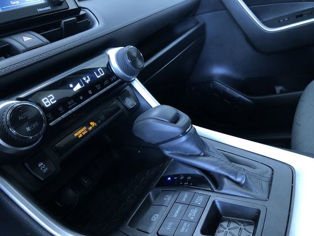 Used 2020 Toyota RAV4 XLE w/ All Weather Liner Package image 29