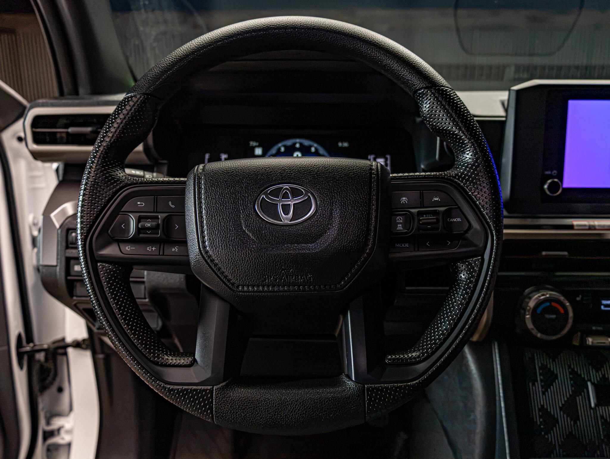 Used 2026 Toyota Tacoma SR5 AWD/4WD image 19