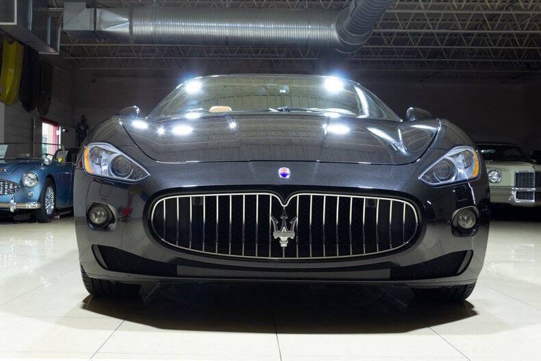 Used 2015 Maserati GranTurismo Convertible RWD image 40