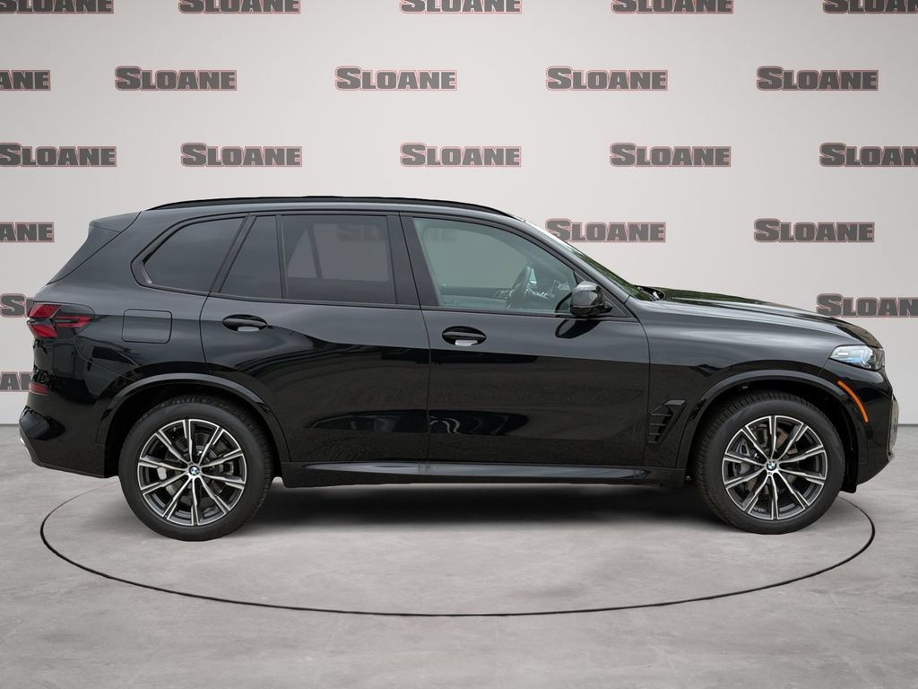 New 2026 BMW X5 xDrive40i w/ M Sport Package AWD/4WD image 6